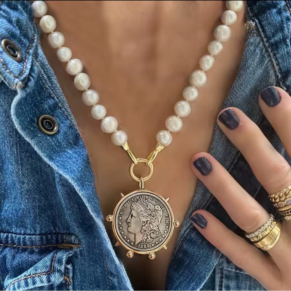 Vintage Silver and Pearl Necklace